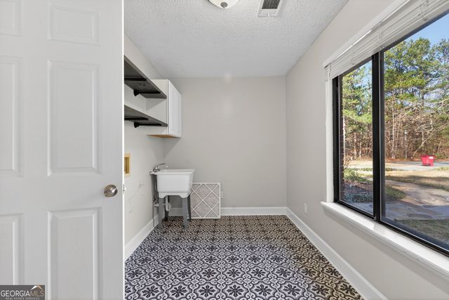 105 Maple Glen Court, Centerville, GA 31028