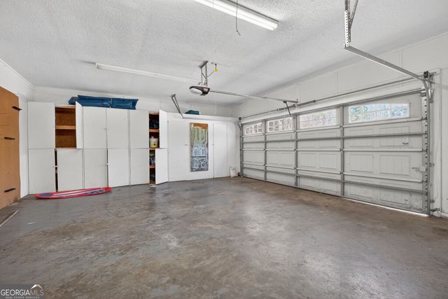 105 Maple Glen Court, Centerville, GA 31028