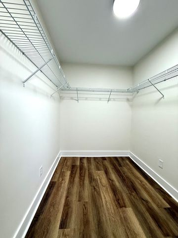 200 Cable St, Headland, AL 36345