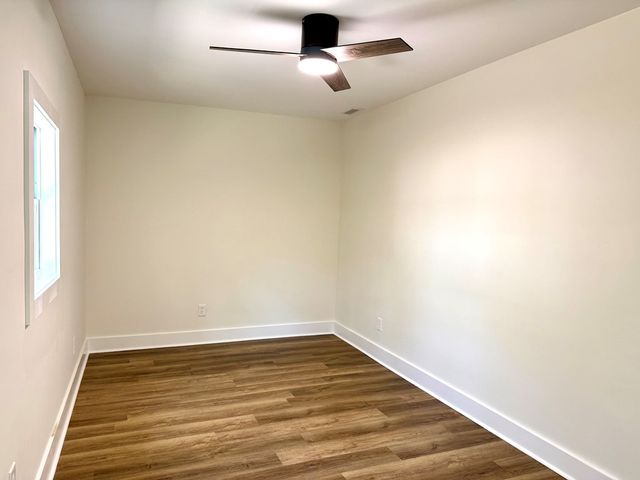 200 Cable St, Headland, AL 36345