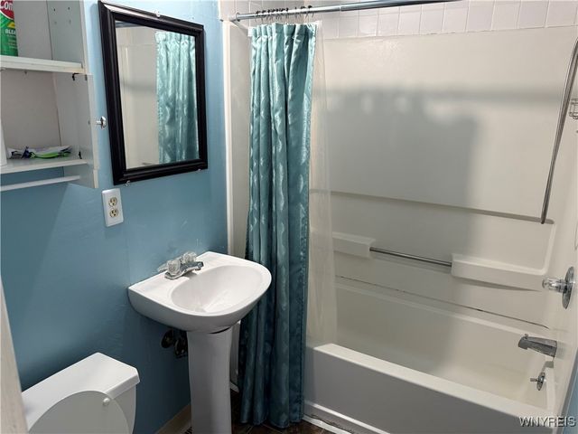 618 Lasalle Avenue, Buffalo, NY 14215