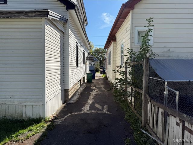 618 Lasalle Avenue, Buffalo, NY 14215