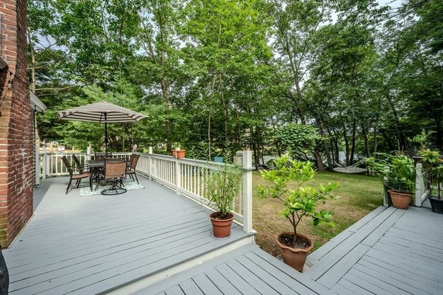49 Millville Cir, Salem, NH 03079