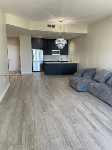 55 SW 9th St 4304, Miami, FL 33130