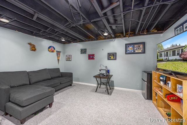 1704 Kentfield Street SW, Wyoming, MI 49519