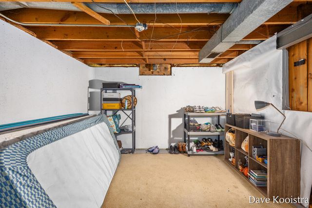 1704 Kentfield Street SW, Wyoming, MI 49519