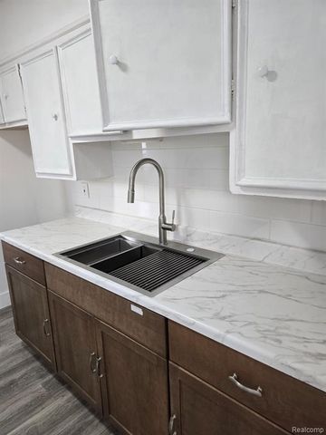 3016 Oklahoma Avenue, Flint, MI 48506