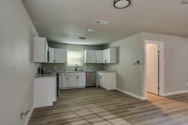 3314 SHERWOOD LANE, Wichita Falls, TX 76308