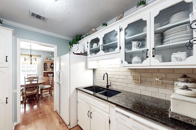 11 Woodlawn Court, North Augusta, SC 29841