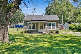 633 Oak Street, Wellsville, KS 66092