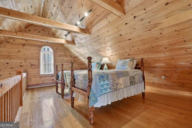 1186 Walnut Ridge, Ellijay, GA 30536