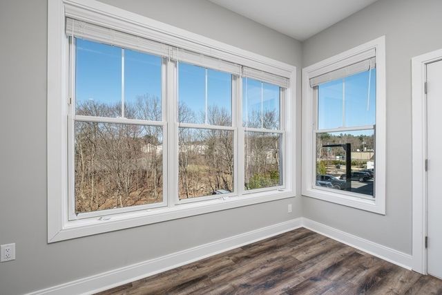 2 Broadway TWO-BED, Lynnfield, MA 01940