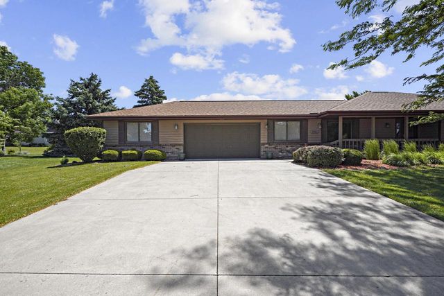 1905 Centennial LANE, Racine, WI 53406