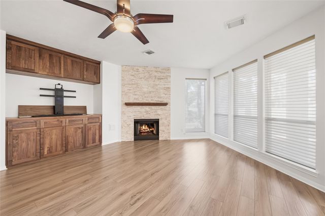 7 Balboa Road, Montgomery, TX 77356