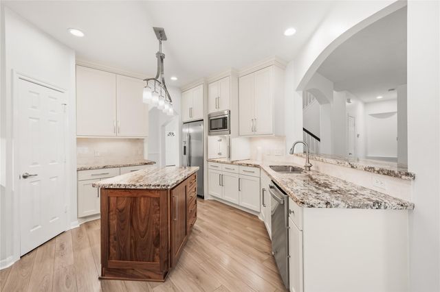 7 Balboa Road, Montgomery, TX 77356