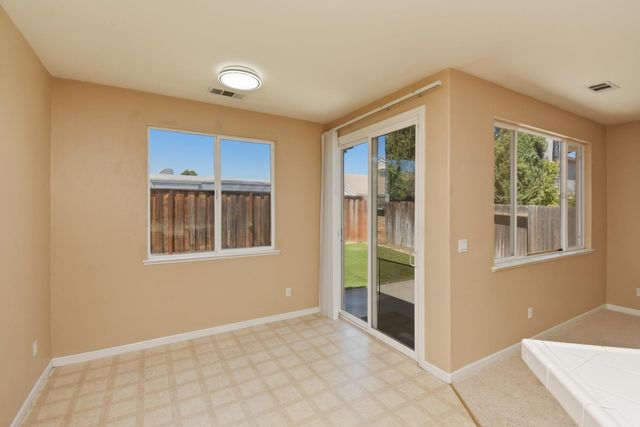 2093 Golden Gate Dr, Tracy, CA 95377