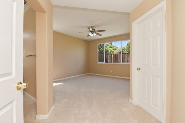 2093 Golden Gate Dr, Tracy, CA 95377