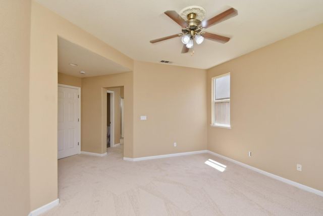 2093 Golden Gate Dr, Tracy, CA 95377