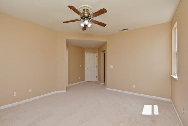 2093 Golden Gate Dr, Tracy, CA 95377