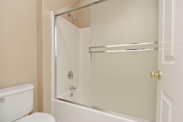 2093 Golden Gate Dr, Tracy, CA 95377