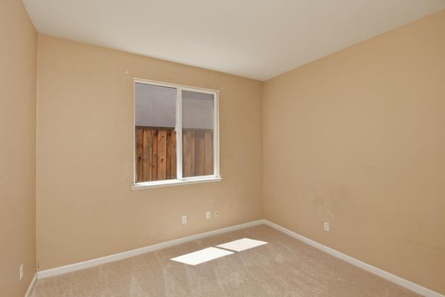 2093 Golden Gate Dr, Tracy, CA 95377