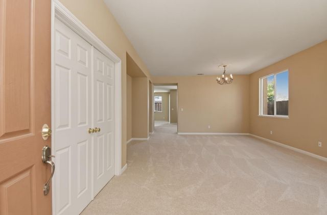 2093 Golden Gate Dr, Tracy, CA 95377