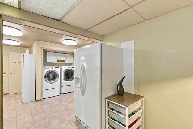 5719 N Loma Dr, Spokane, WA 99205