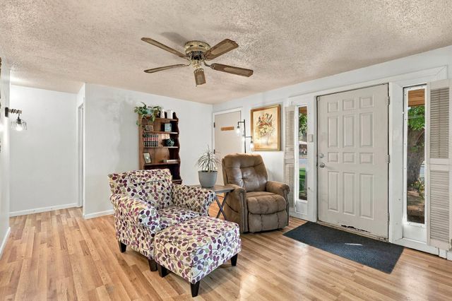 5719 N Loma Dr, Spokane, WA 99205