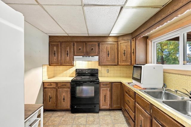 5719 N Loma Dr, Spokane, WA 99205
