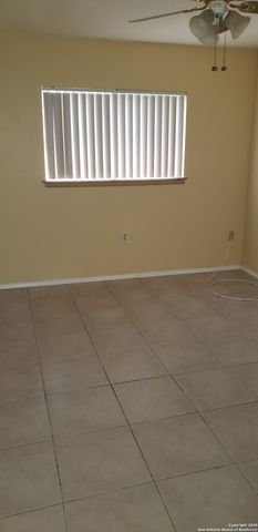 8118 Pioneer Hills, Converse, TX 78109