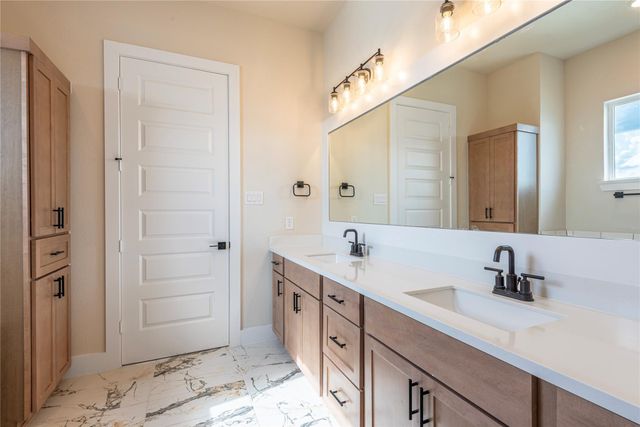 4403 Davis Lane, Seabrook, TX 77586