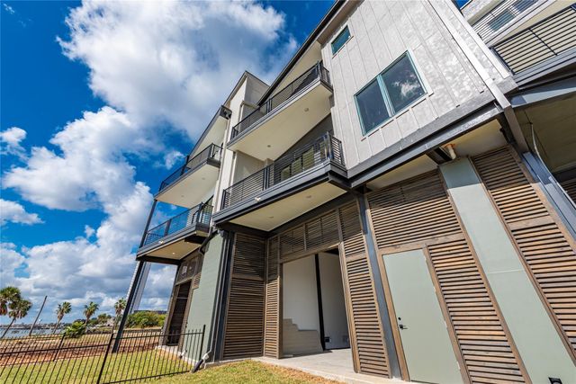 4403 Davis Lane, Seabrook, TX 77586