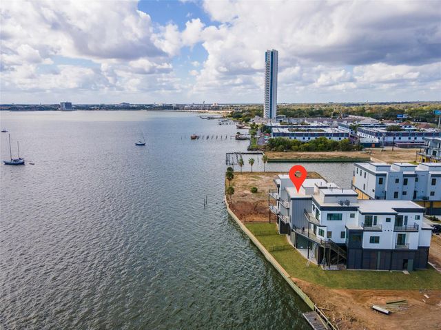 4403 Davis Lane, Seabrook, TX 77586