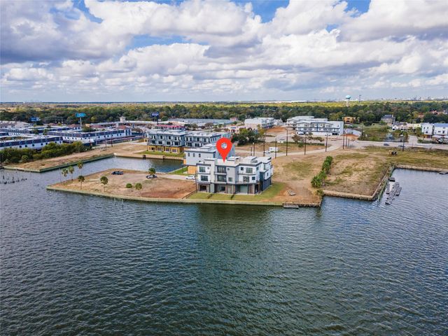 4403 Davis Lane, Seabrook, TX 77586