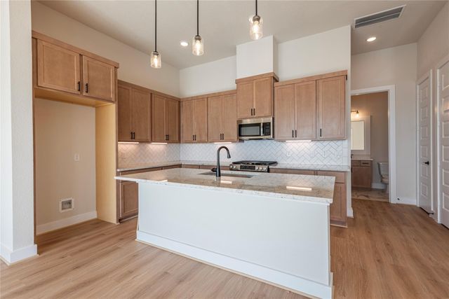 4403 Davis Lane, Seabrook, TX 77586