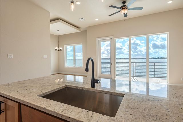 4403 Davis Lane, Seabrook, TX 77586