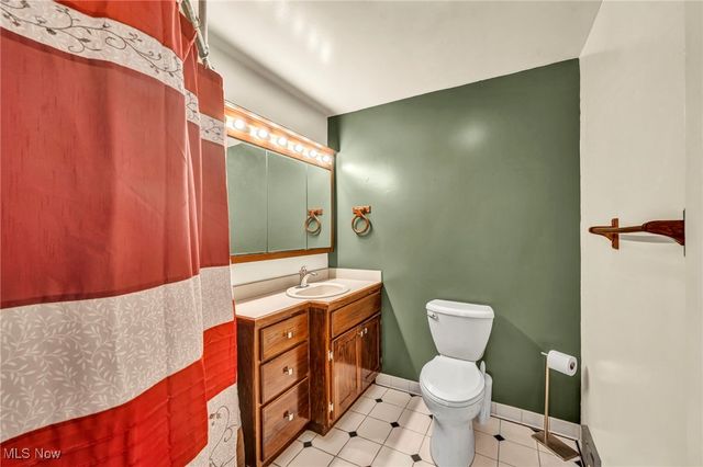 4085 Herner County Line Road, Southington, OH 44470