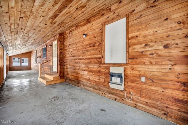 4085 Herner County Line Road, Southington, OH 44470