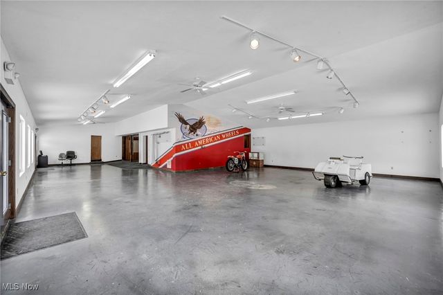 4085 Herner County Line Road, Southington, OH 44470