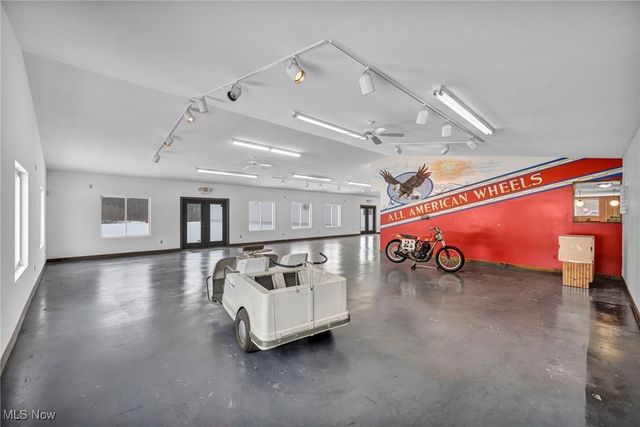 4085 Herner County Line Road, Southington, OH 44470