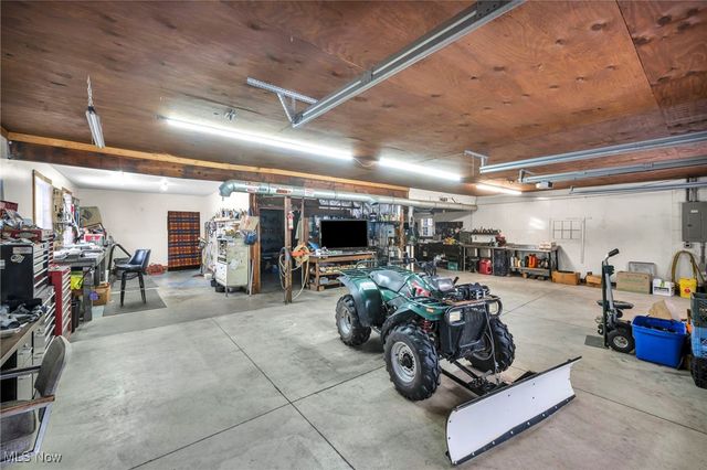 4085 Herner County Line Road, Southington, OH 44470