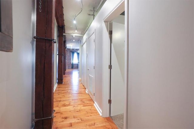 200 MAIN Street 510, Kansas City, MO 64105