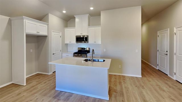 9117 NW 127th Street, Yukon, OK 73099
