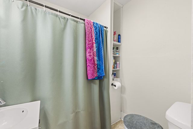 1219 E 32nd Street, Des Moines, IA 50317