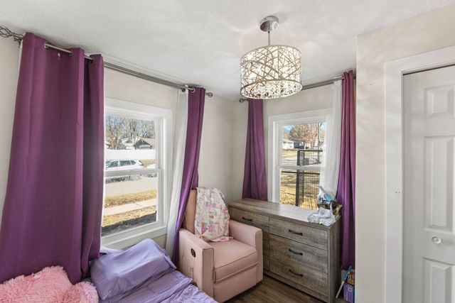 1219 E 32nd Street, Des Moines, IA 50317