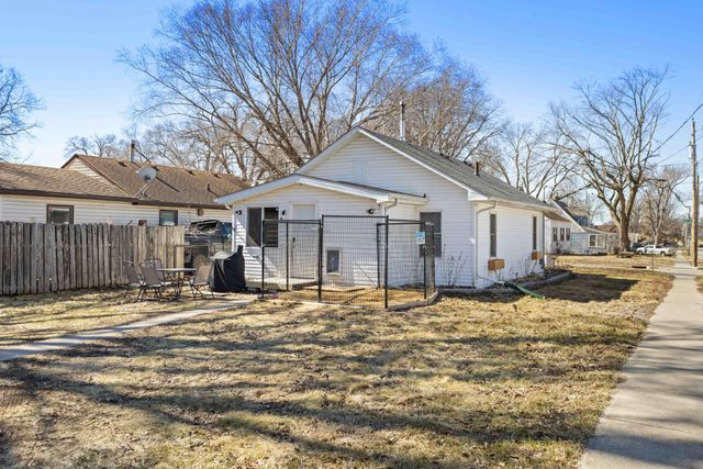 1219 E 32nd Street, Des Moines, IA 50317