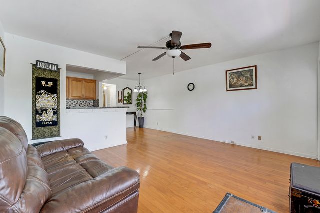 120 Windsor F F, West Palm Beach, FL 33417