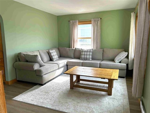 319 Eva Street, Chippewa Falls, WI 54729