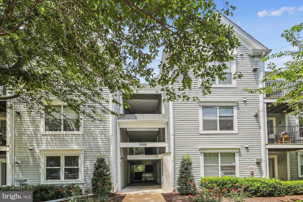 10007 VANDERBILT CIR #10-6, Rockville, MD 20850