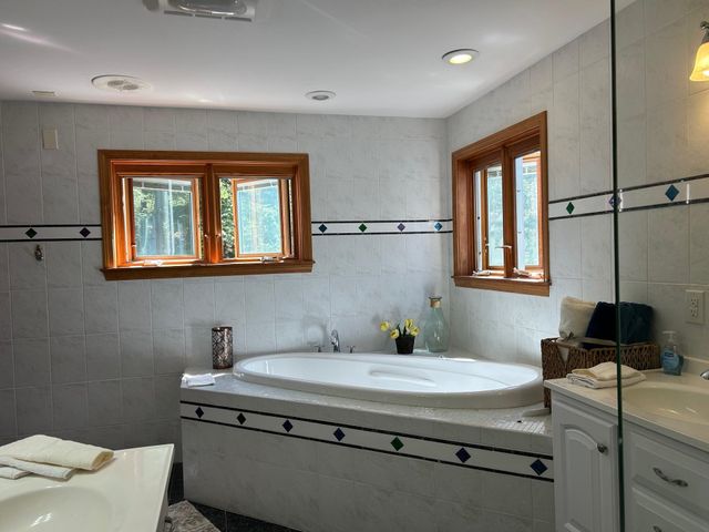 87 Collins Brook Road, Meredith, NH 03253
